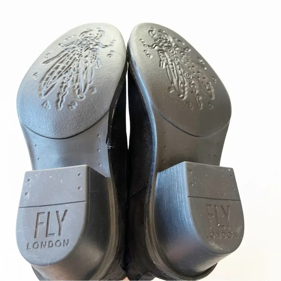 Fly London Size 40 EU Black Suede Subtle‎ Metallic Ankle Boot Pull-on Style Nice - Picture 3 of 12